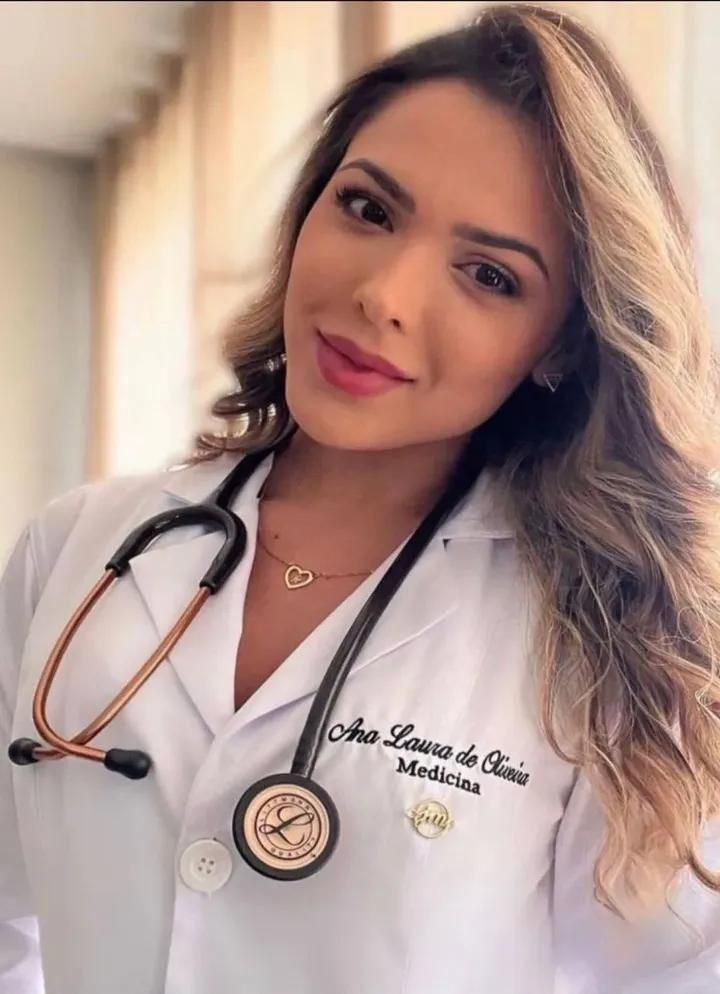 <em>Dr. María Jesús López - Especialista en Dermatología </em>⭐⭐⭐⭐⭐